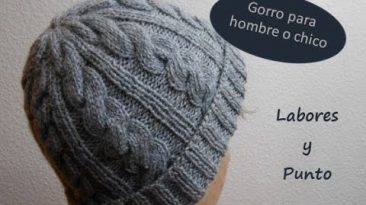 gorro para chico con ochos a dos agujas